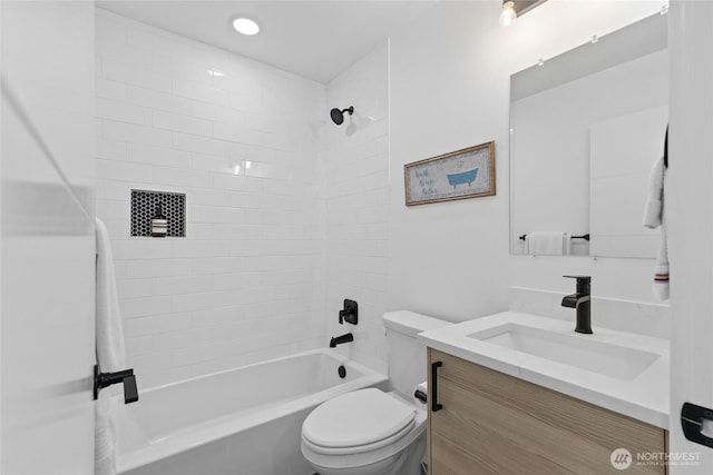 9228 21st Ave SW, Seattle, WA 98106 - bathroom with vanity and shower / bath combination