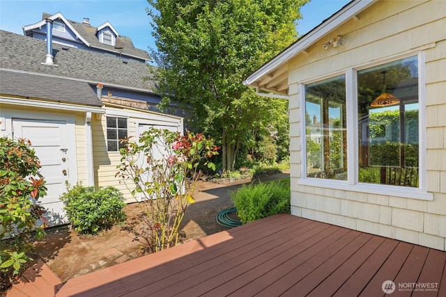 3402 N 28th St, Tacoma, WA 98407 - view of deck