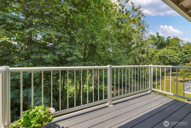 17356 Red Hawk Ct, Mount Vernon, WA 98274 - view of wooden terrace