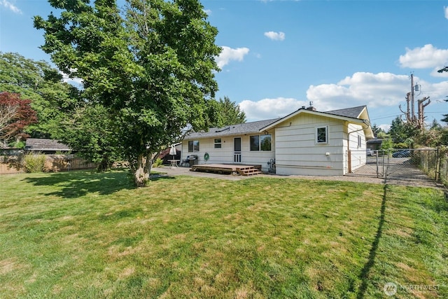 1921 Mountain View Dr, Mount Vernon, WA 98273 - rear view of house with a gate