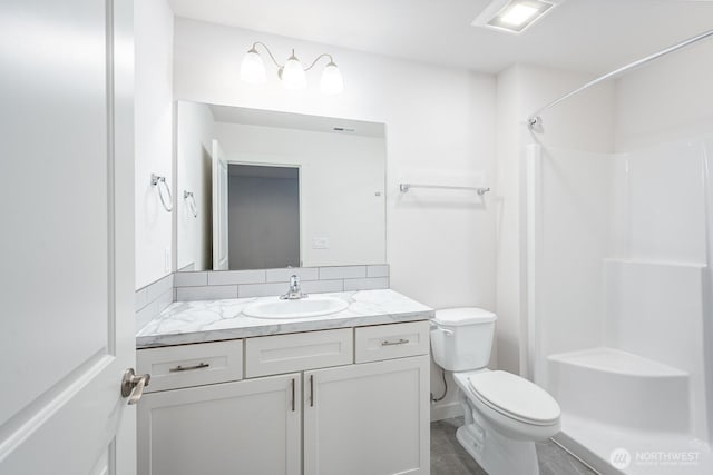 1325 Shaw St, Moses Lake, WA 98837 - full bath with vanity and a shower
