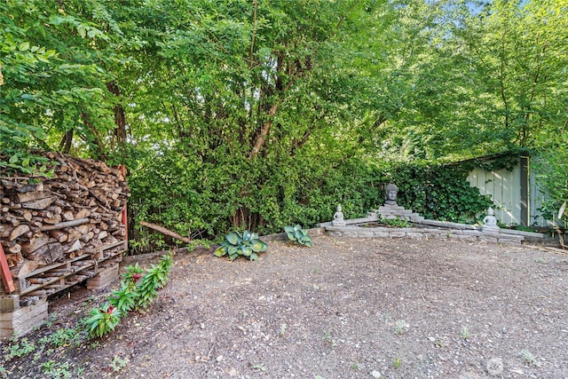 32867 42nd Pl SW, Federal Way, WA 98023 - view of yard featuring an outbuilding