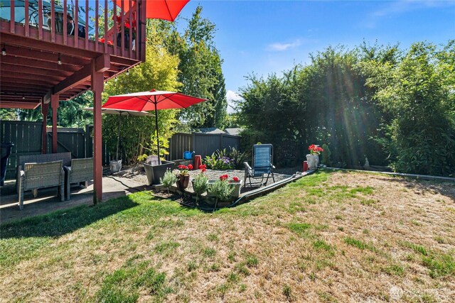 32867 42nd Pl SW, Federal Way, WA 98023 - view of yard with a patio and a deck