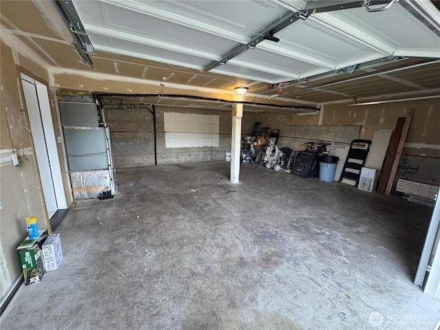 20116 85th Avenue Ct E, Spanaway, WA 98387 - view of garage
