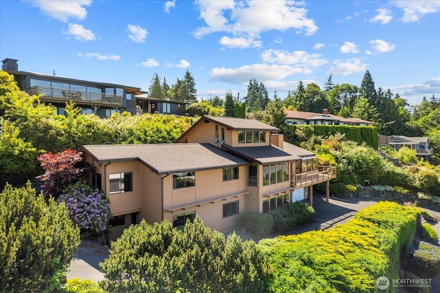 1125 Vista Pl, Edmonds, WA 98020 - rear view of property featuring a balcony and roof with shingles