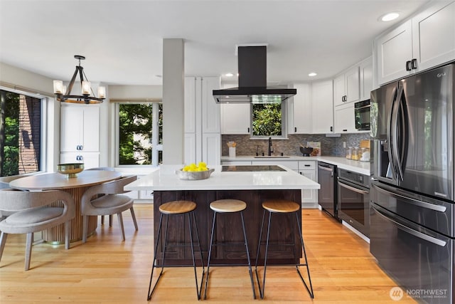 530 W Olympic Pl Unit 407, Seattle, WA 98119 - photo 2