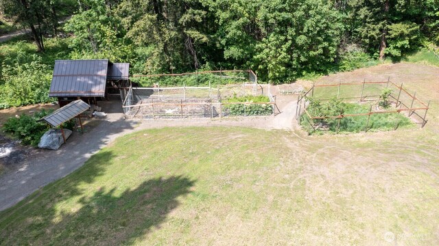 7905 Mountain Home Rd, Leavenworth, WA 98826 - view of green lawn with a vegetable garden
