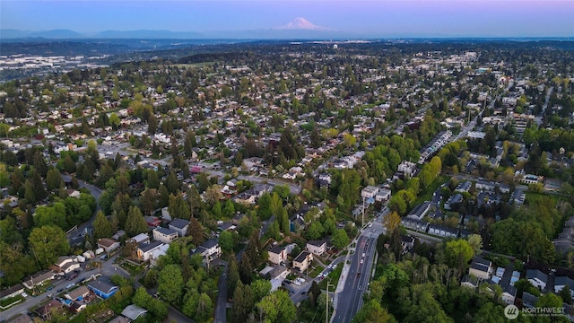 7528 21st Ave SW, Seattle, WA 98106 - view of property location featuring a mountainous background