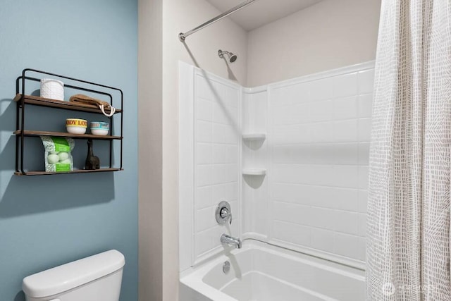 11433 SE 84th St Unit 41, Newcastle, WA 98056 - bathroom featuring shower / bath combo and toilet