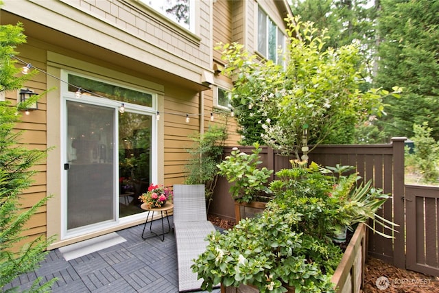 23300 SE Black Nugget Rd Unit J3, Issaquah, WA 98029 - property entrance