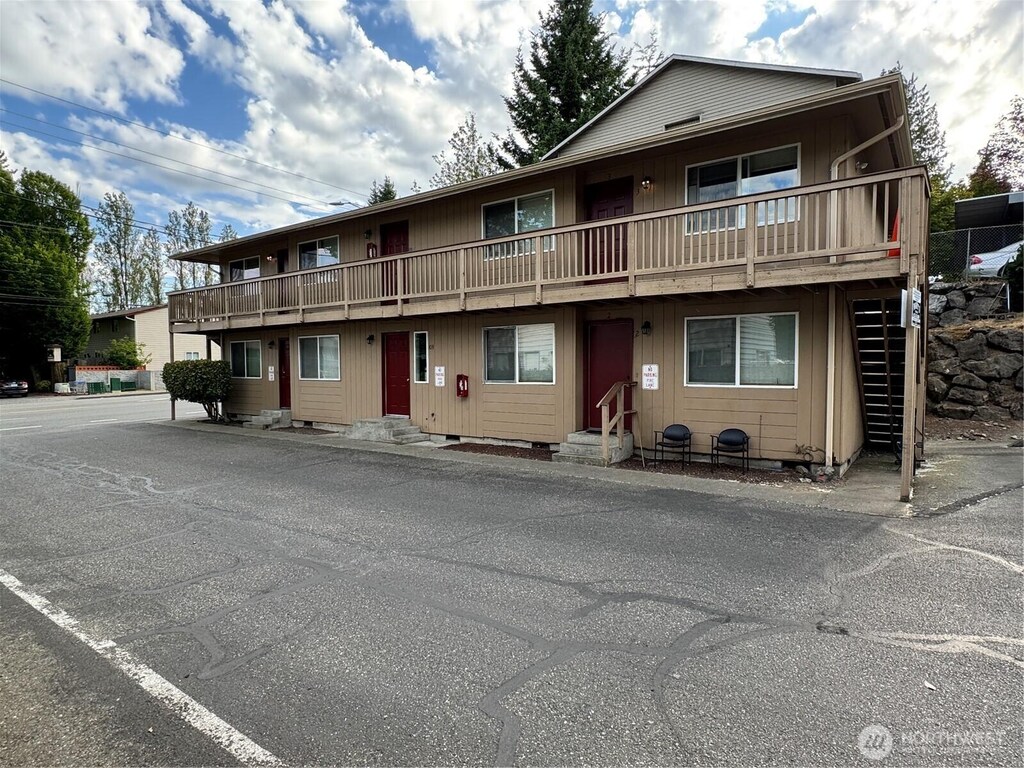109W Casino Rd, Everett, WA 98204 - photo 3