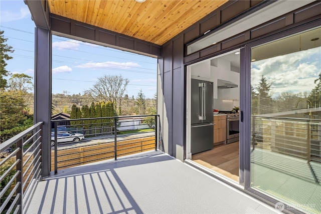 6732 21st Ave SW, Seattle, WA 98106 - view of balcony