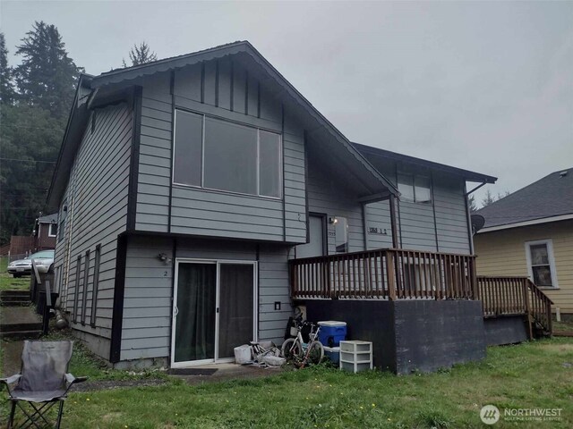 1353 Larch St, Raymond, WA 98577 - photo 5