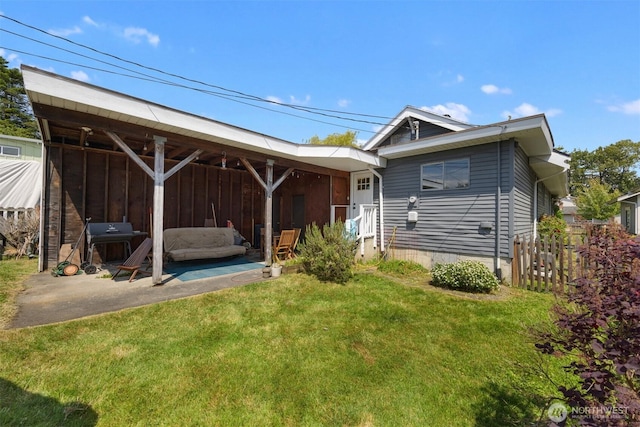 2413 Queen St, Bellingham, WA 98229 - rear view of property featuring a patio