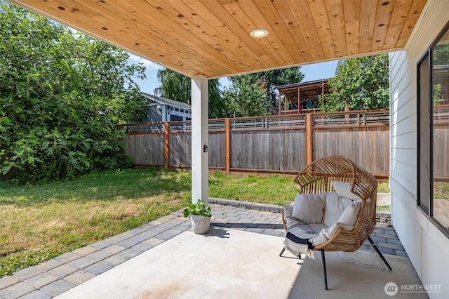 6209 32nd Ave NE, Seattle, WA 98115 - view of patio