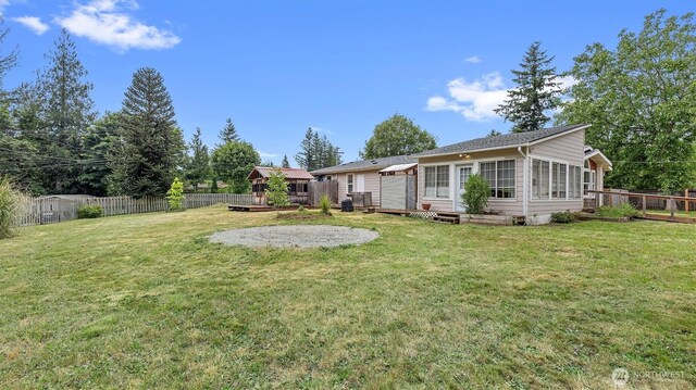 41427 Mountain View Pl E, Gold Bar, WA 98251 - fenced backyard with entry steps and a deck