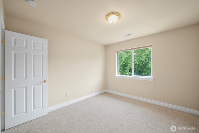 2108 S 18th St, Mount Vernon, WA 98274 - empty room with carpet and a smoke detector