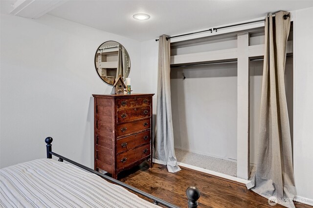 2711 NW 80th St, Seattle, WA 98117 - bedroom featuring wood finished floors and baseboards