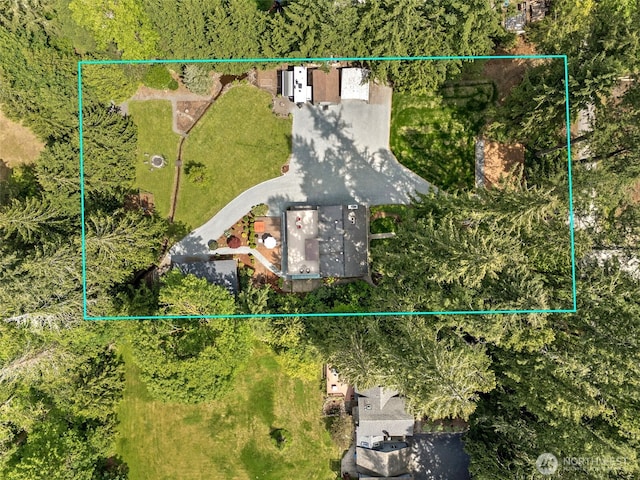 14531 262nd Ave SE, Issaquah, WA 98027 - aerial overview of property's location with property parcel outlined