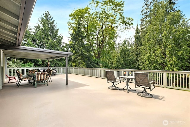 14531 262nd Ave SE, Issaquah, WA 98027 - view of patio with outdoor dining area