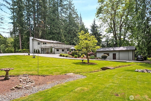 14531 262nd Ave SE, Issaquah, WA 98027 - view of green lawn featuring an outbuilding