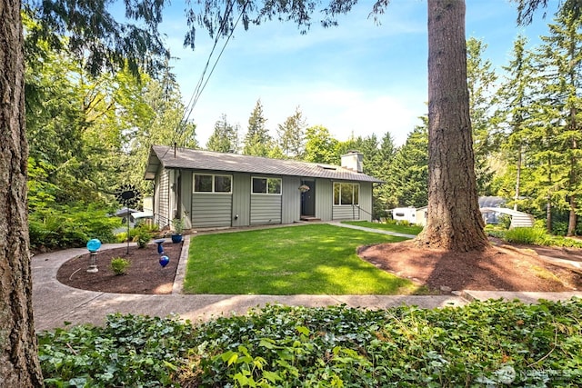 14531 262nd Ave SE, Issaquah, WA 98027 - single story home with a chimney and a front lawn