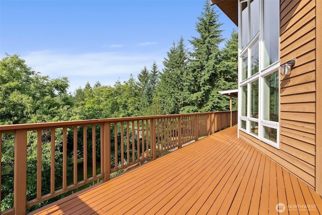 107 Gilbert Rd N, Onalaska, WA 98570 - view of deck
