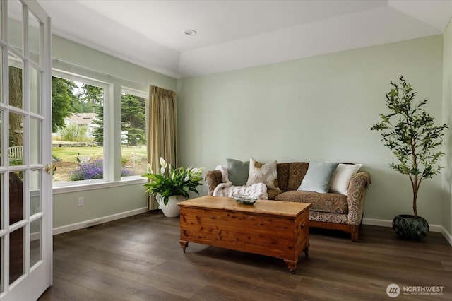 179 Perry Dr, Coupeville, WA 98239 - living area with healthy amount of natural light and dark wood finished floors