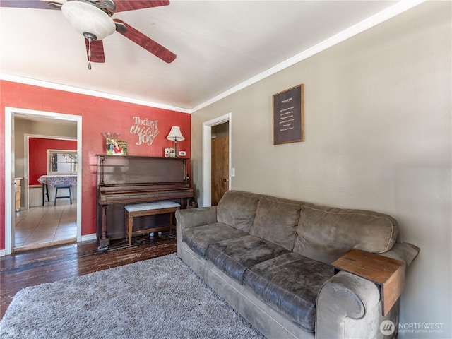 1018 Vassar Ave, Wenatchee, WA 98801 - living room with ceiling fan, wood finished floors, and ornamental molding