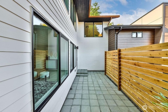2216 18th Ave S, Seattle, WA 98144 - view of balcony