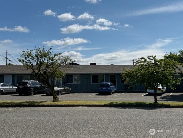 200 8th St, Lynden, WA 98264 - photo 1