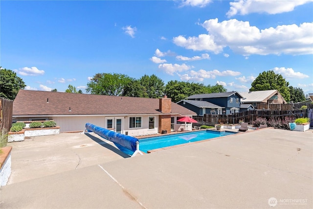 1220 SE 2nd St, East Wenatchee, WA 98802 - view of swimming pool with a patio
