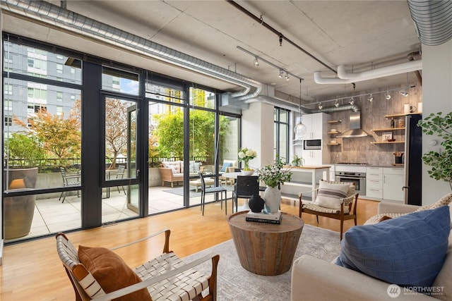 2720 3rd Ave Unit 412, Seattle, WA 98121 - community lobby with expansive windows
