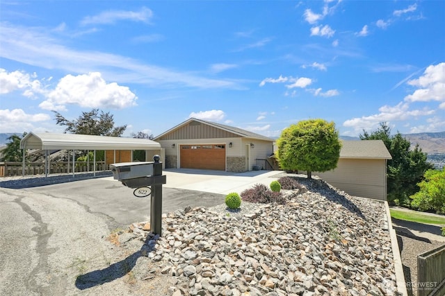 622 Vista View Pl, East Wenatchee, WA 98802 - ranch-style house with stone siding and driveway