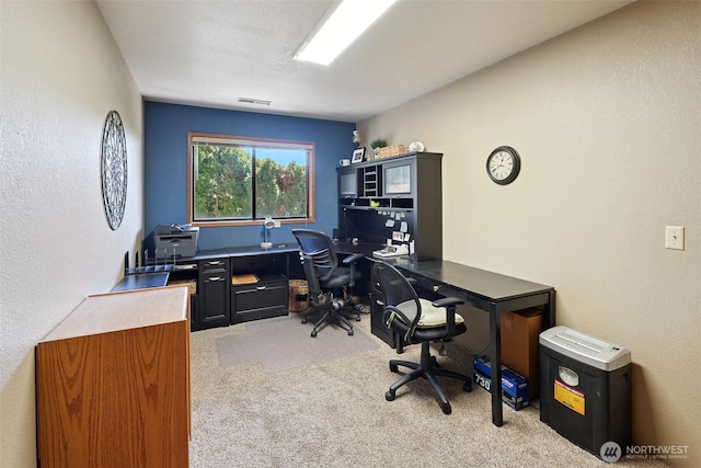 622 Vista View Pl, East Wenatchee, WA 98802 - office space featuring carpet floors