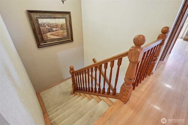 622 Vista View Pl, East Wenatchee, WA 98802 - stairway featuring wood finished floors