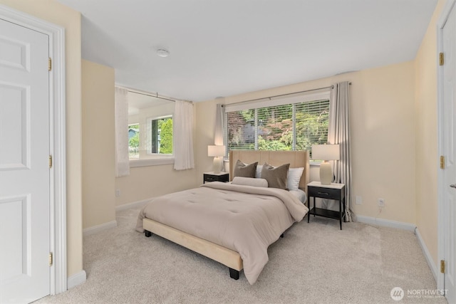 9132 NE 143rd Pl, Kirkland, WA 98034 - carpeted bedroom featuring baseboards