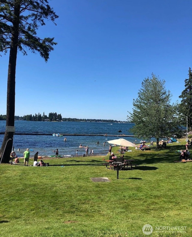 4302 W Tapps Dr E, Lake Tapps, WA 98391