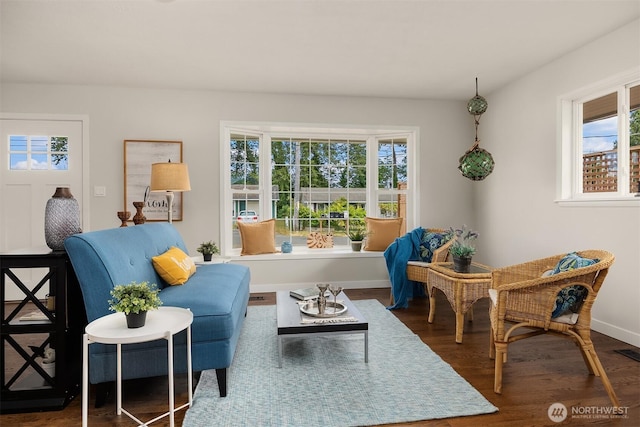 7337 19th Ave SW, Seattle, WA 98106 - sitting room featuring wood finished floors and baseboards