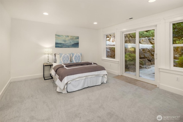 10133 NE 113th Pl, Kirkland, WA 98033 - carpeted bedroom featuring access to outside and recessed lighting