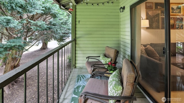 17529 151st Ave SE Unit 7-8, Renton, WA 98058 - view of balcony