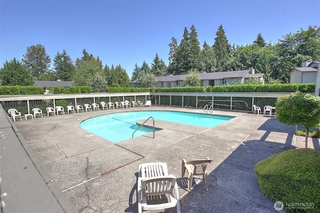 17529 151st Ave SE Unit 7-8, Renton, WA 98058 - community pool featuring a patio