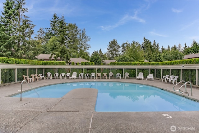 17529 151st Ave SE Unit 7-8, Renton, WA 98058 - community pool featuring a patio area