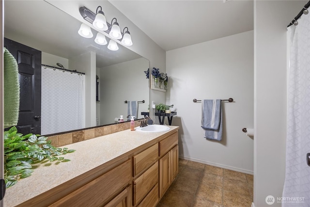 5421 Jackson Ln, Pasco, WA 99301 - full bath with vanity and a shower with shower curtain