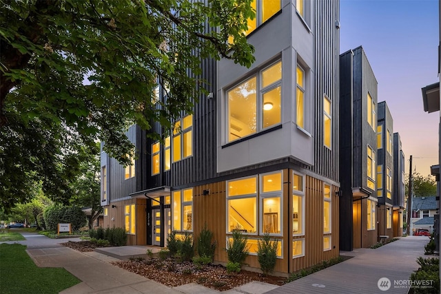 1721 17th Ave, Seattle, WA 98122 - photo 2