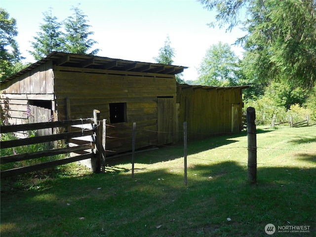 3649 Long Lake Rd SE, Port Orchard, WA 98366 - view of outbuilding with an exterior structure
