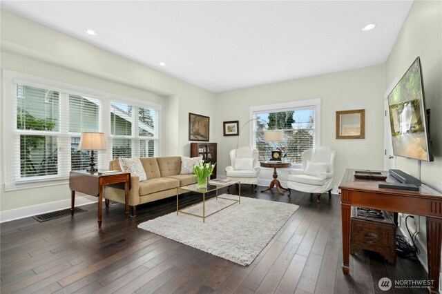 3232 37th Ave S, Seattle, WA 98144 - living room with dark wood finished floors and recessed lighting