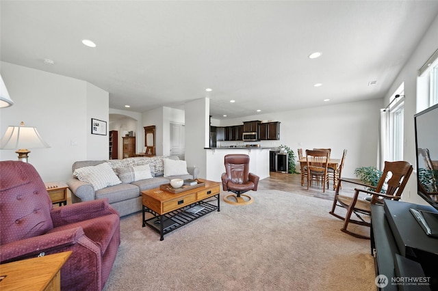 532 SW Alicia Loop, College Place, WA 99324 - living room with arched walkways and recessed lighting