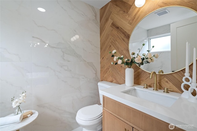 13652 99th Ave NE, Kirkland, WA 98034 - bathroom featuring vanity and tile walls
