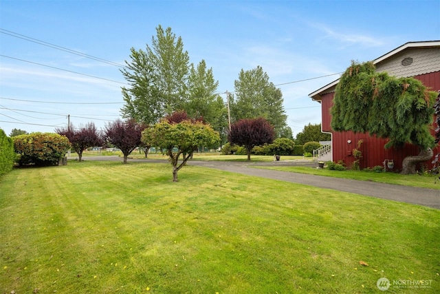 347 W King Tut Rd, Bellingham, WA 98226 - view of grassy yard